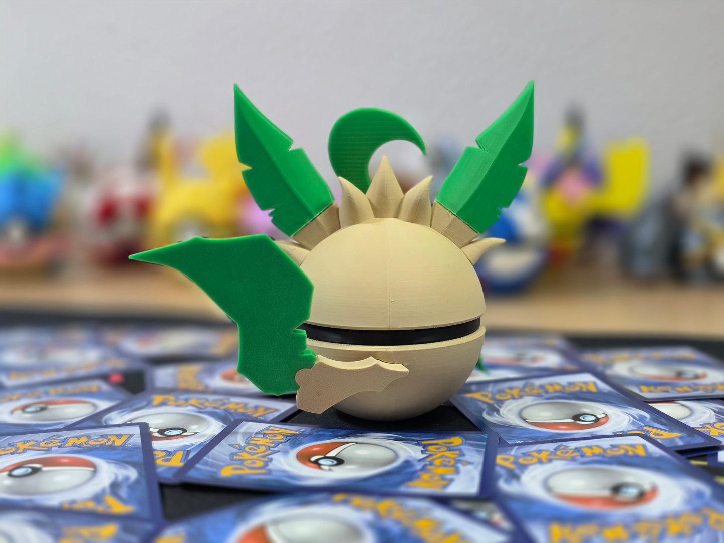 Pokeball Leafeon #0470