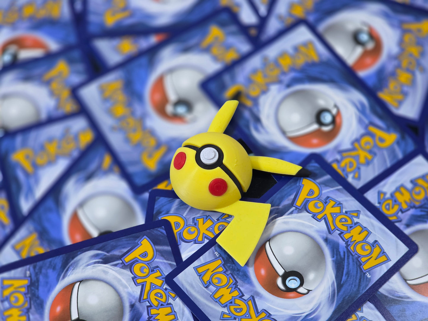 Imán Pikachu Pokeball