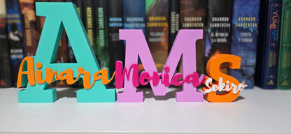 Iniciales con Nombre Personalizado