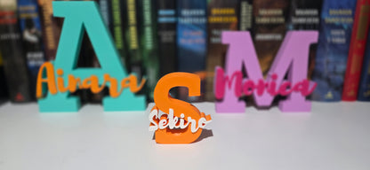 Iniciales con Nombre Personalizado