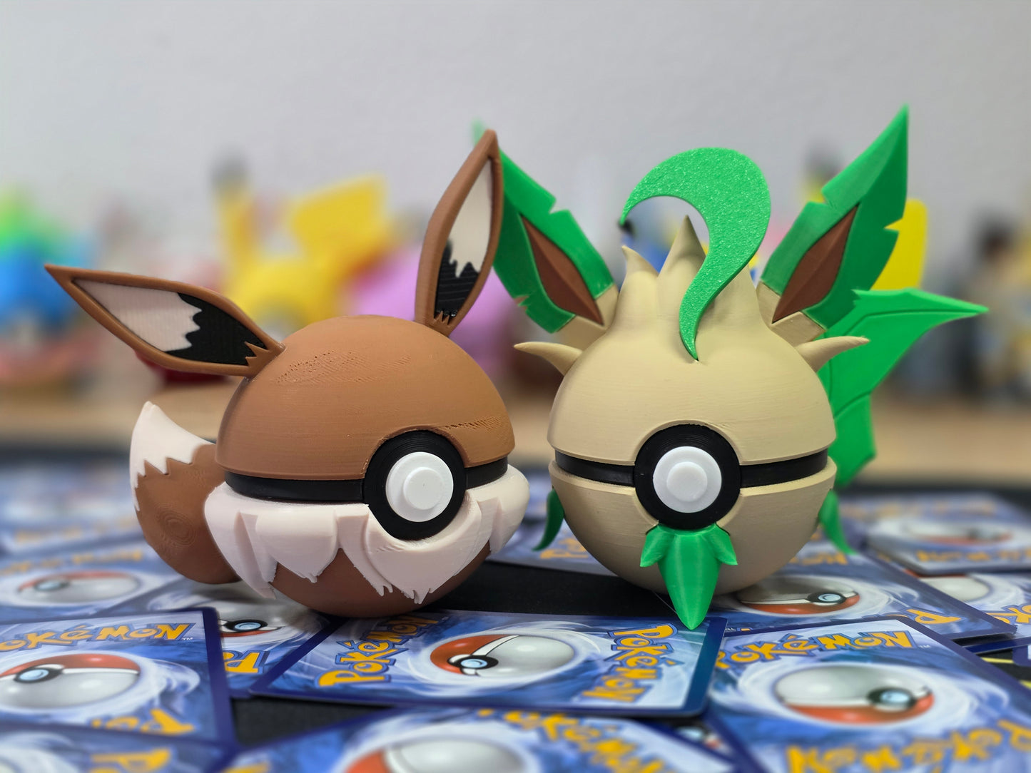 Pack Ahorro – 2 Pokeball - Eevee & Leafeon